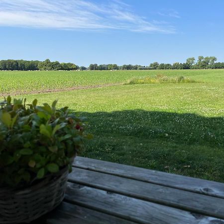 Gastenverblijf Weijdeblik Sinderen Bagian luar foto